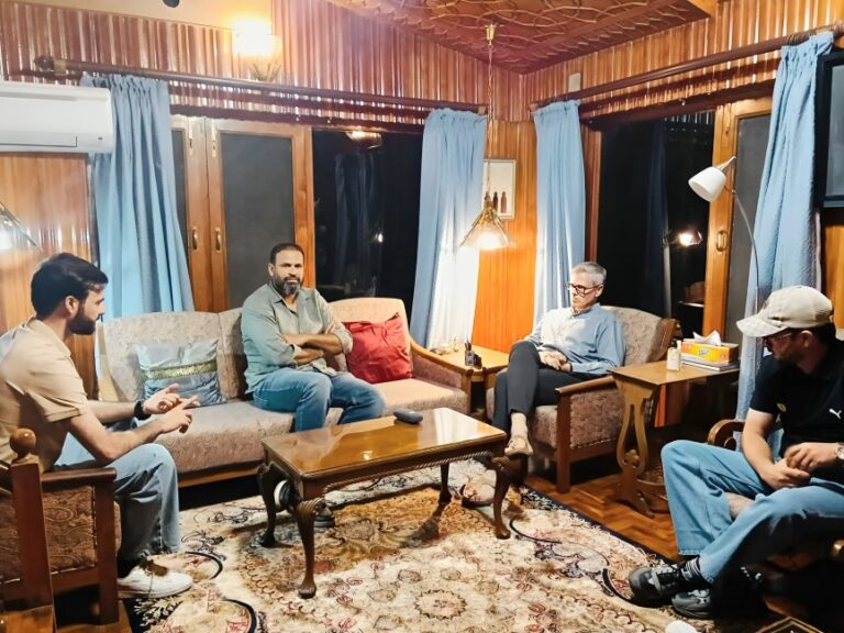 Yusuf Pathan Calls On CM Omar Abdullah In Srinagar