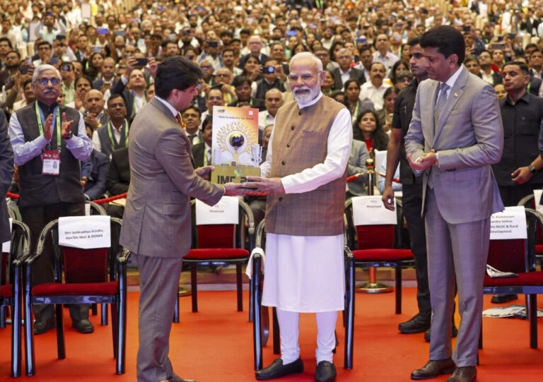 One GB wireless data in India costs less than a cup of tea: PM Modi