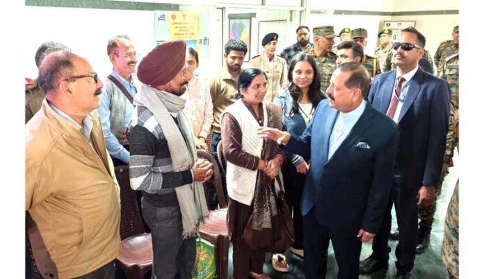 Dr Jitendra Singh Lauds Indian Army’s First-Ever Mega Cataract Camp at Command Hospital