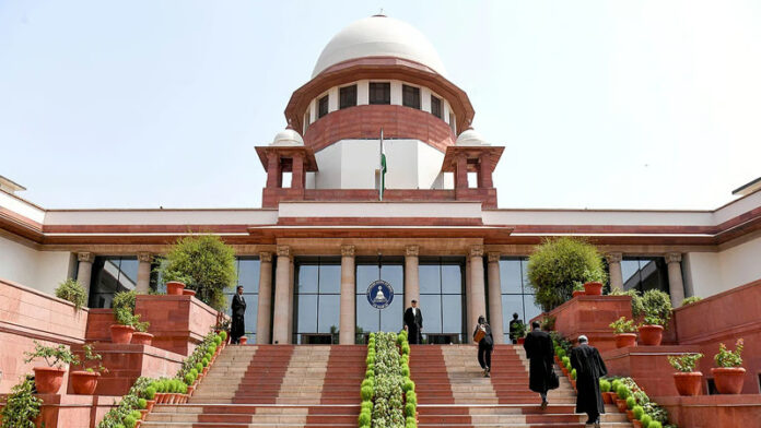 SC Questions Legal Status of Rohingyas, Adjourns Hearing to December 16